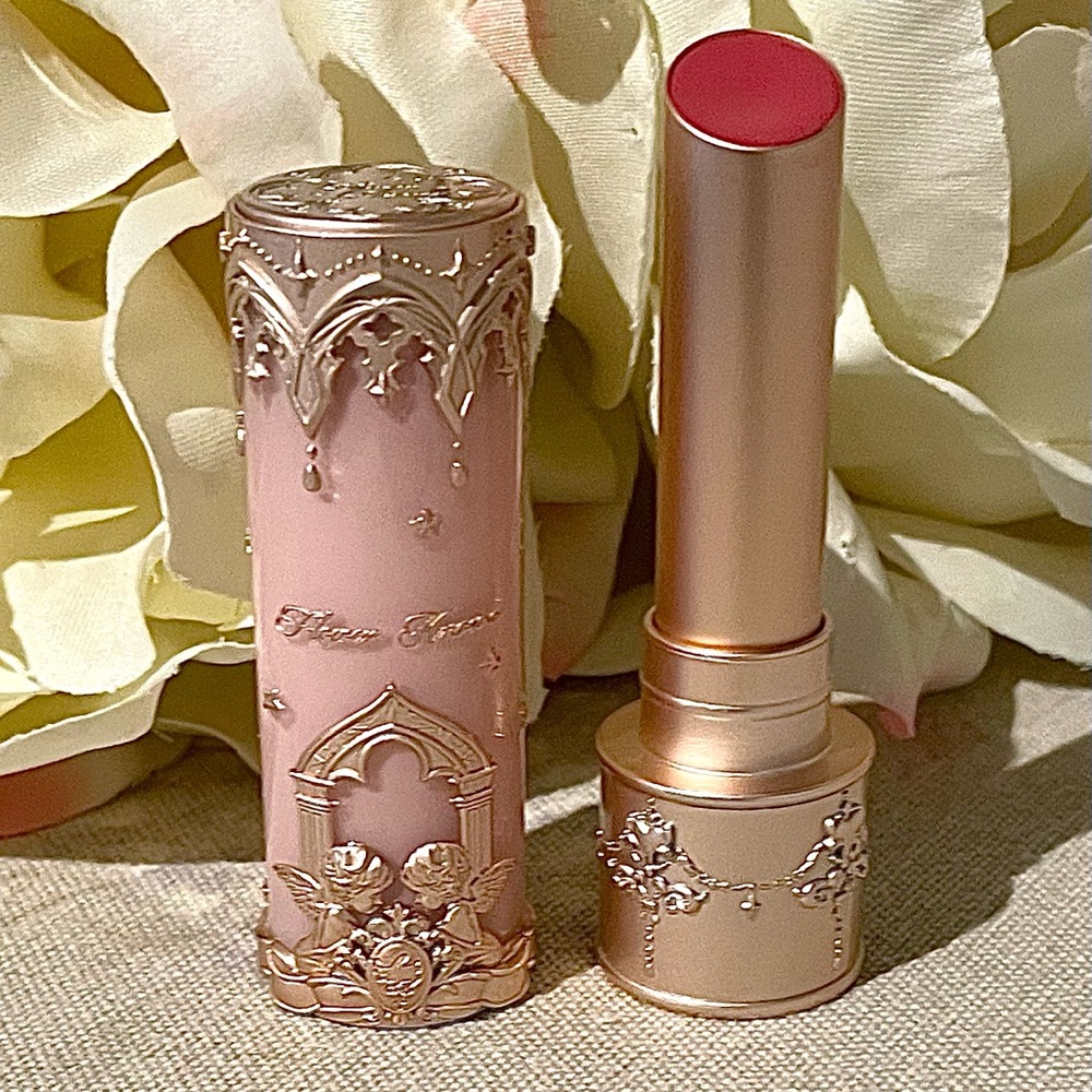 Flower Knows Lipstick “Choir”